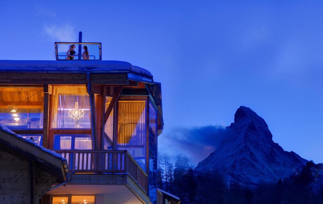 Backstage Hotel Chalet Rooms Zermatt Exterior photo
